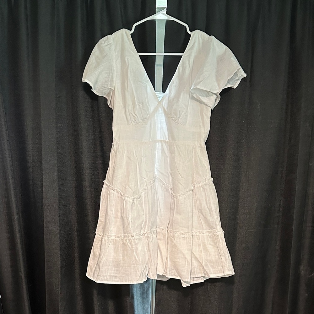 Women’s white V-Neck Dress
